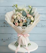 Букет цветов из:  Розы и Лизиантусы #REPLACE_PRED# Богдановиче Свердловская область