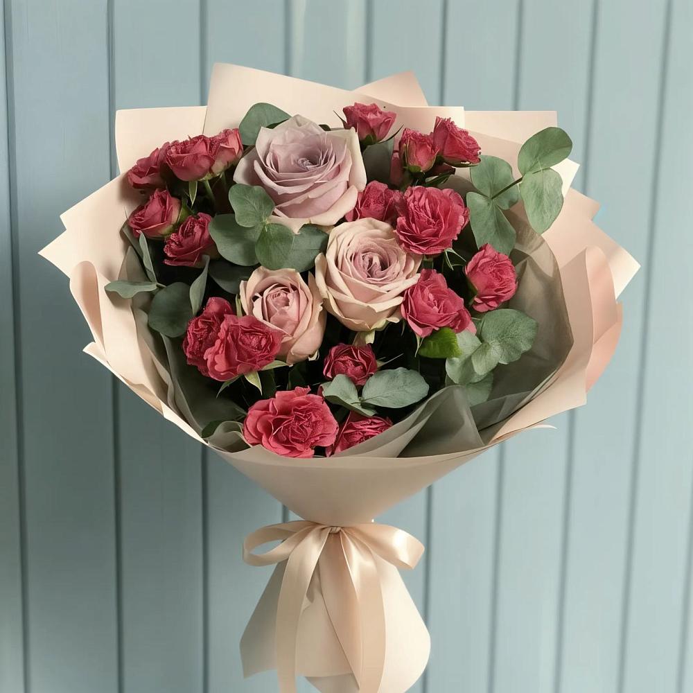 Букет цветов из: Гвоздики и Розы в Богдановиче Свердловская область