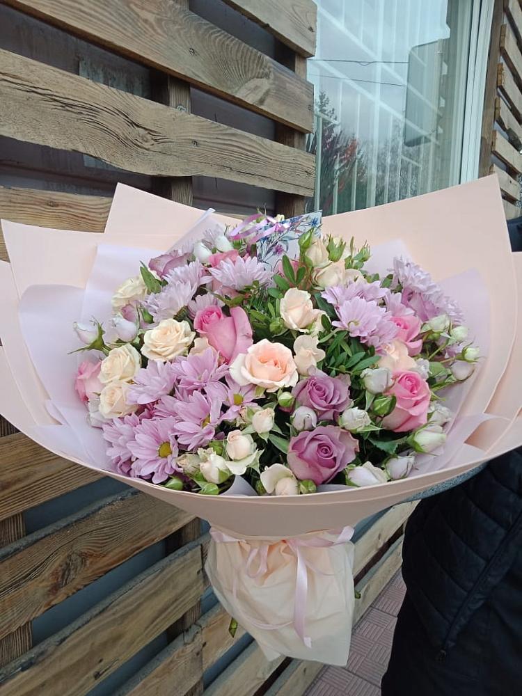 Букет цветов из: Розы и Хризантемы в Богдановиче Свердловская область