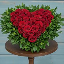 Цветочная композиция из Розы в виде сердца #REPLACE_PRED# Богдановиче Свердловская область