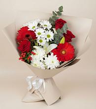 Букет цветов из:  Розы, Хризантемы, Герберы и Лилии в Богдановиче Свердловская область