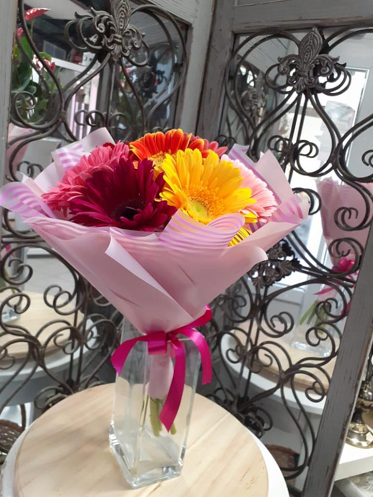 Букет цветов из: Герберы в Богдановиче Свердловская область