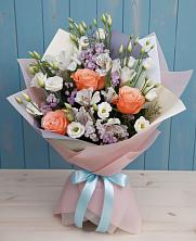 Букет цветов из:  Лизиантусы, Розы, Альстромерии и Гипсофила в Богдановиче Свердловская область