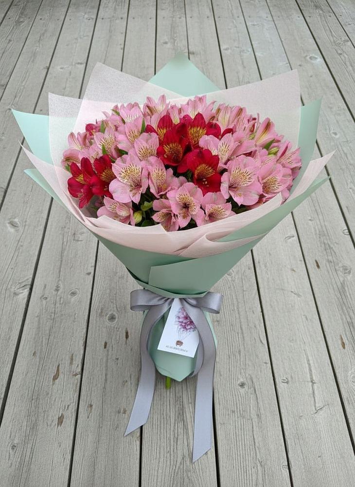Букет цветов из: Альстромерии в Богдановиче Свердловская область