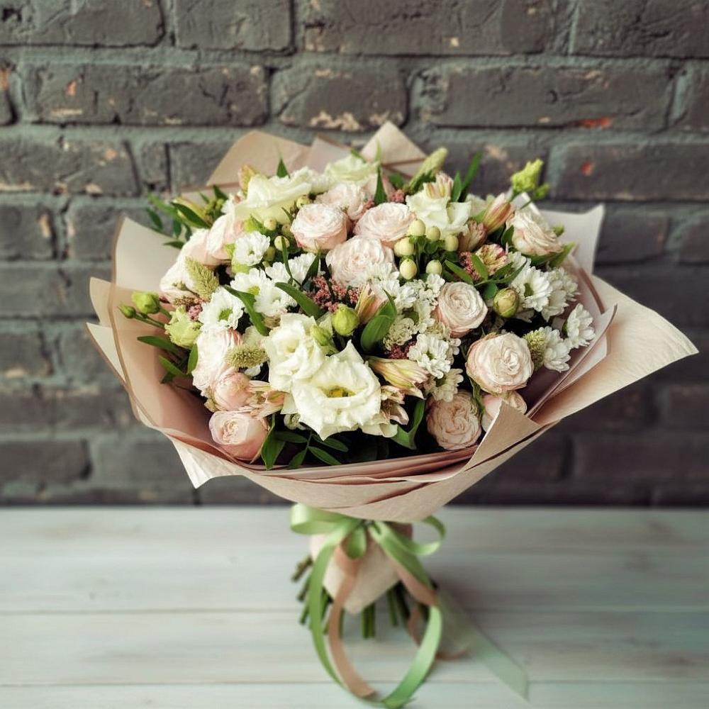 Букет цветов из: Альстромерии, Розы и Хризантемы в Богдановиче Свердловская область