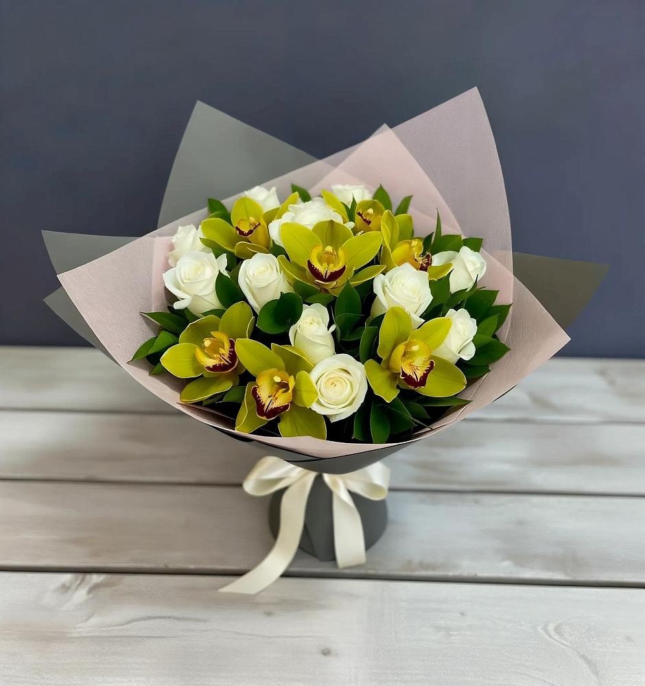 Букет цветов из: Орхидеи и Розы в Богдановиче Свердловская область