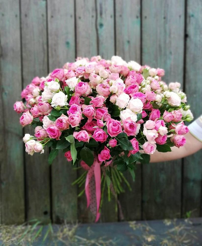 Букет Розовые кустовые розы Натали и Лав Лидия в Богдановиче Свердловская область