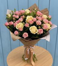 Букет цветов из:  Розы в Богдановиче Свердловская область